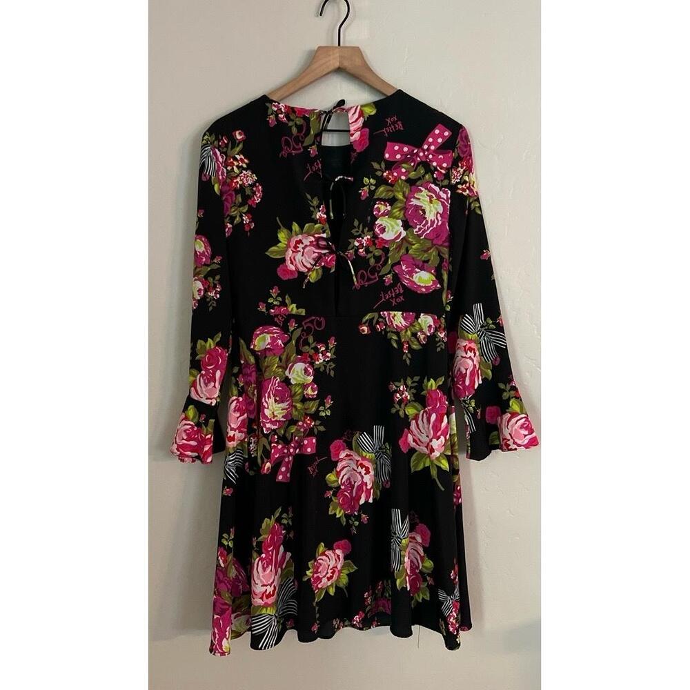 Betsey‎ Johnson Dress Size 6 Black Floral Bell Sleeves - Picture 7 of 10